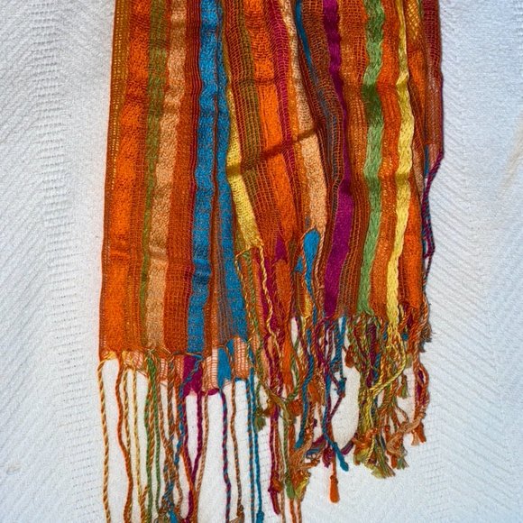 Multi colored scarf/shawl - Picture 4 of 5